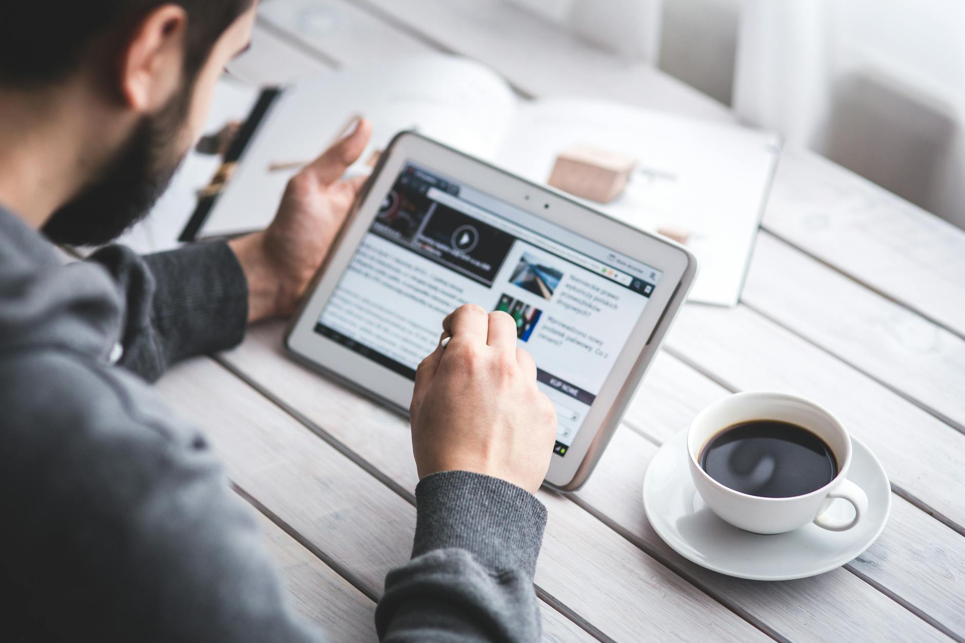 What’s in a copywriter’s inbox?
