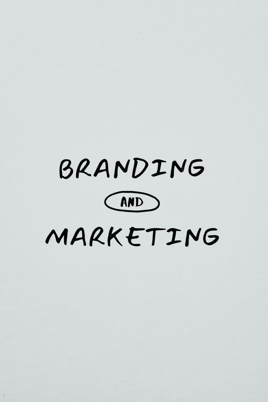 Brand building vs. Performance marketing